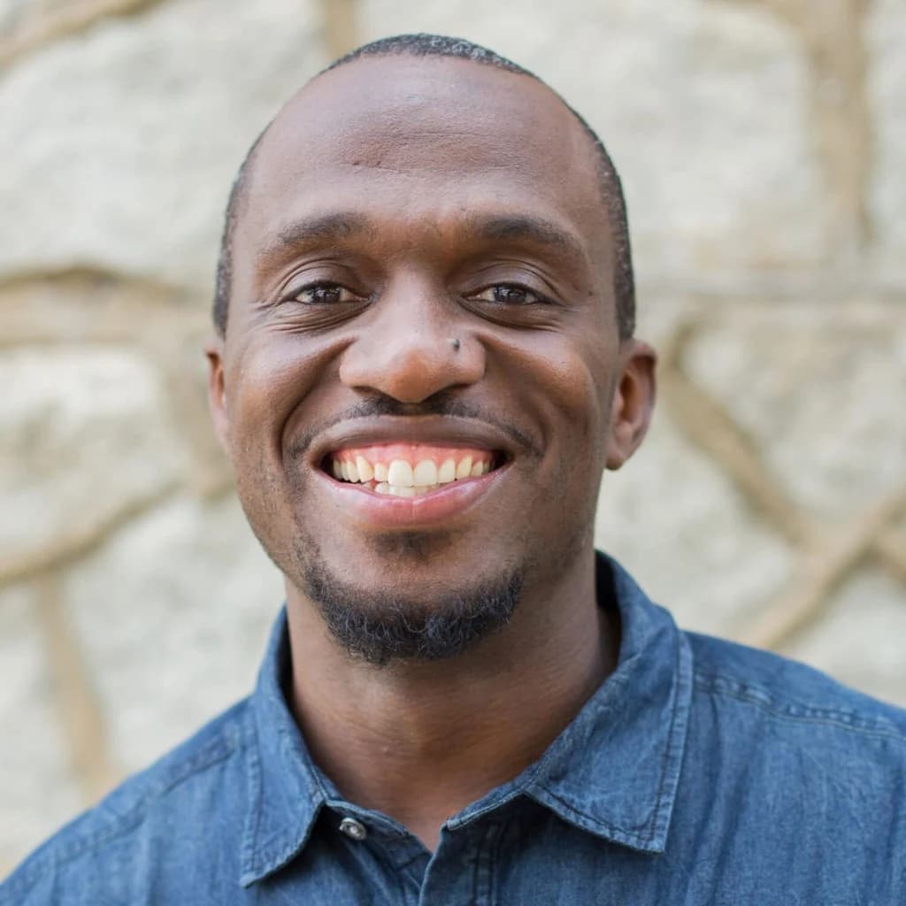 Dhati Lewis
